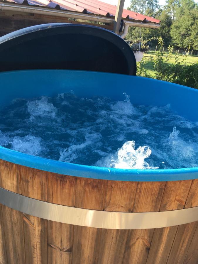 Maison Perigord Vert Piscine Et Spa La Roche-Chalais Zewnętrze zdjęcie