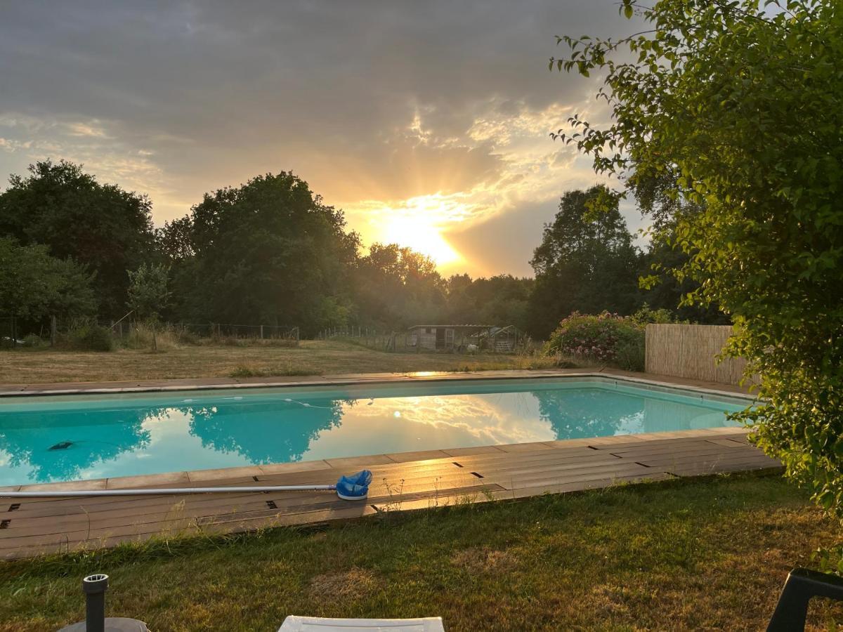 Maison Perigord Vert Piscine Et Spa La Roche-Chalais Zewnętrze zdjęcie