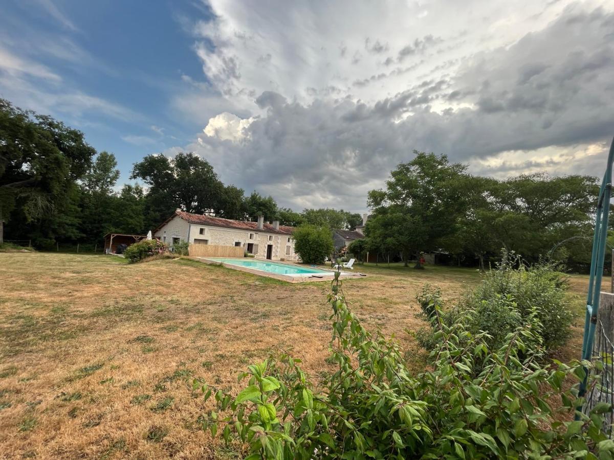 Maison Perigord Vert Piscine Et Spa La Roche-Chalais Zewnętrze zdjęcie